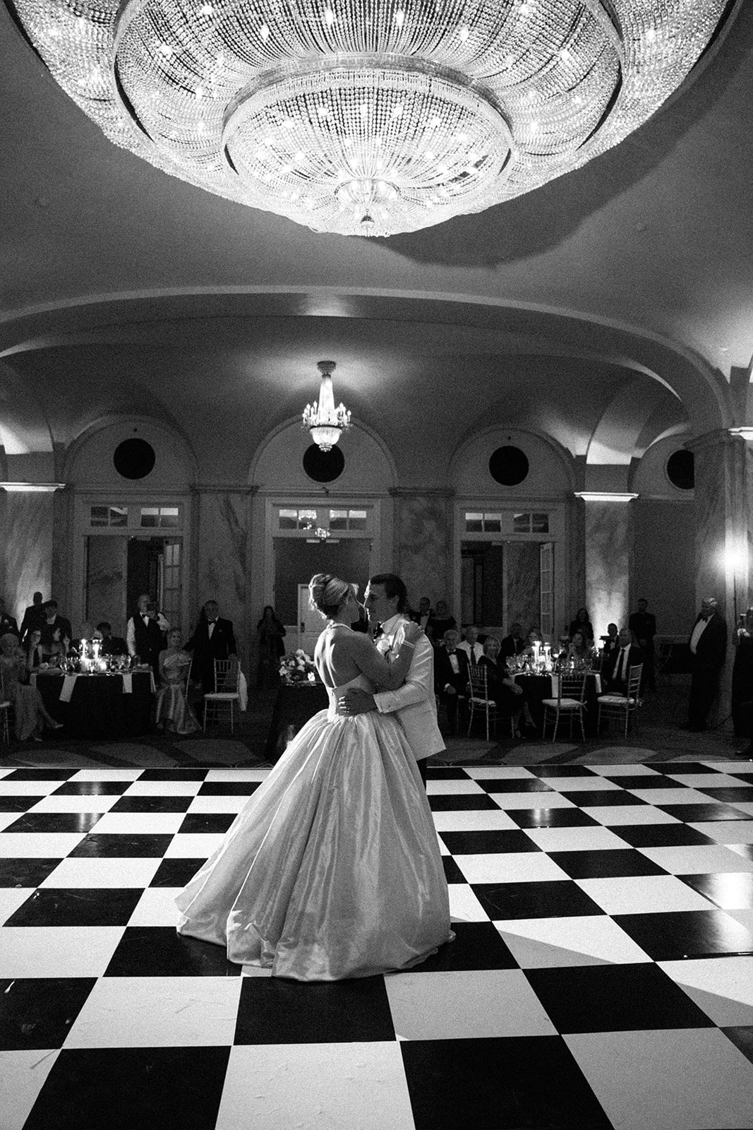 A Classic Philadelphia Love Story at the Ritz-Carlton — photo 20