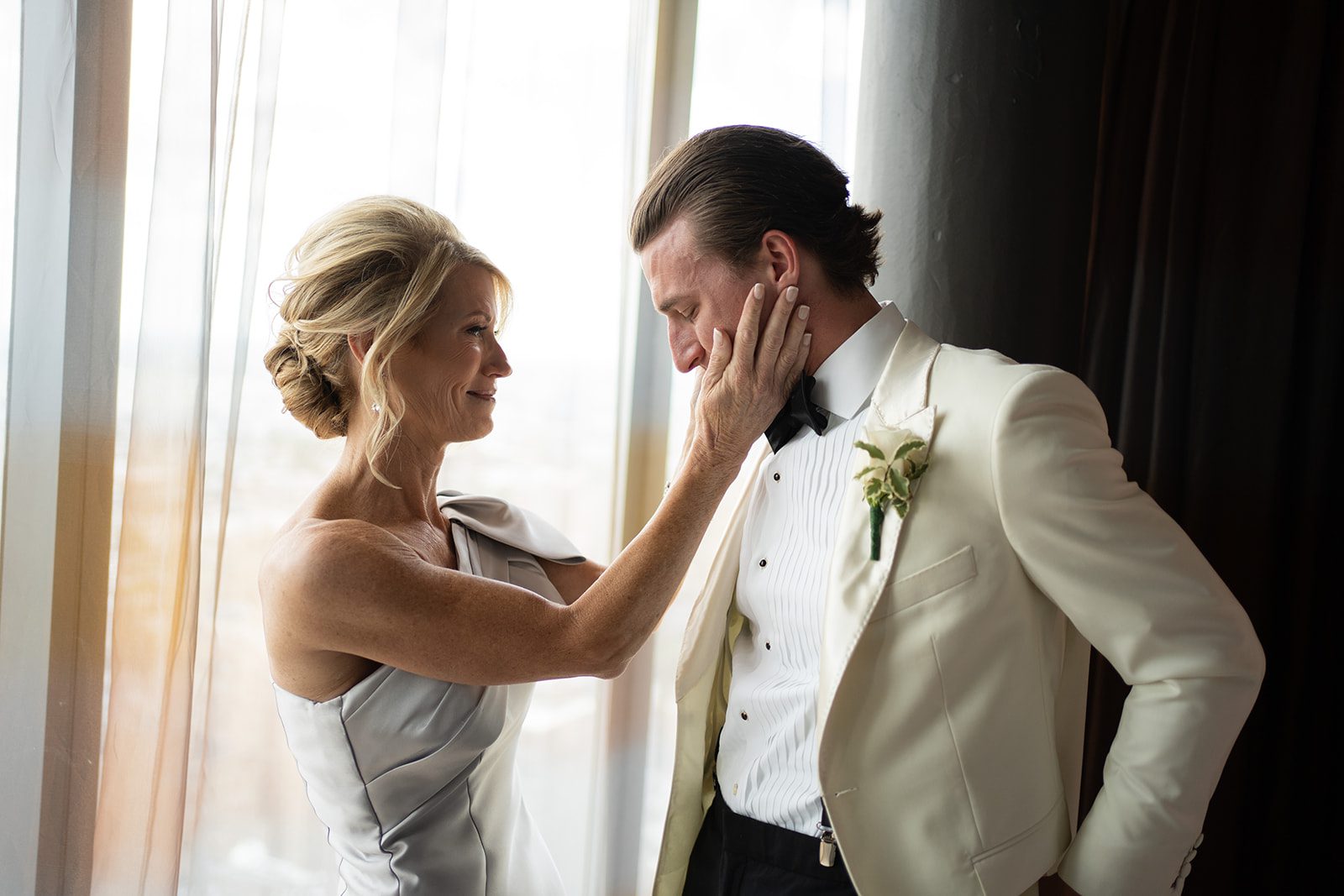 A Classic Philadelphia Love Story at the Ritz-Carlton — photo 16