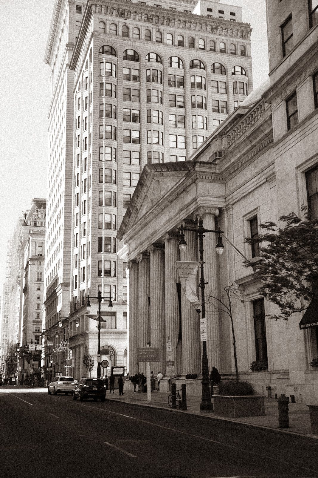 A Classic Philadelphia Love Story at the Ritz-Carlton — photo 13