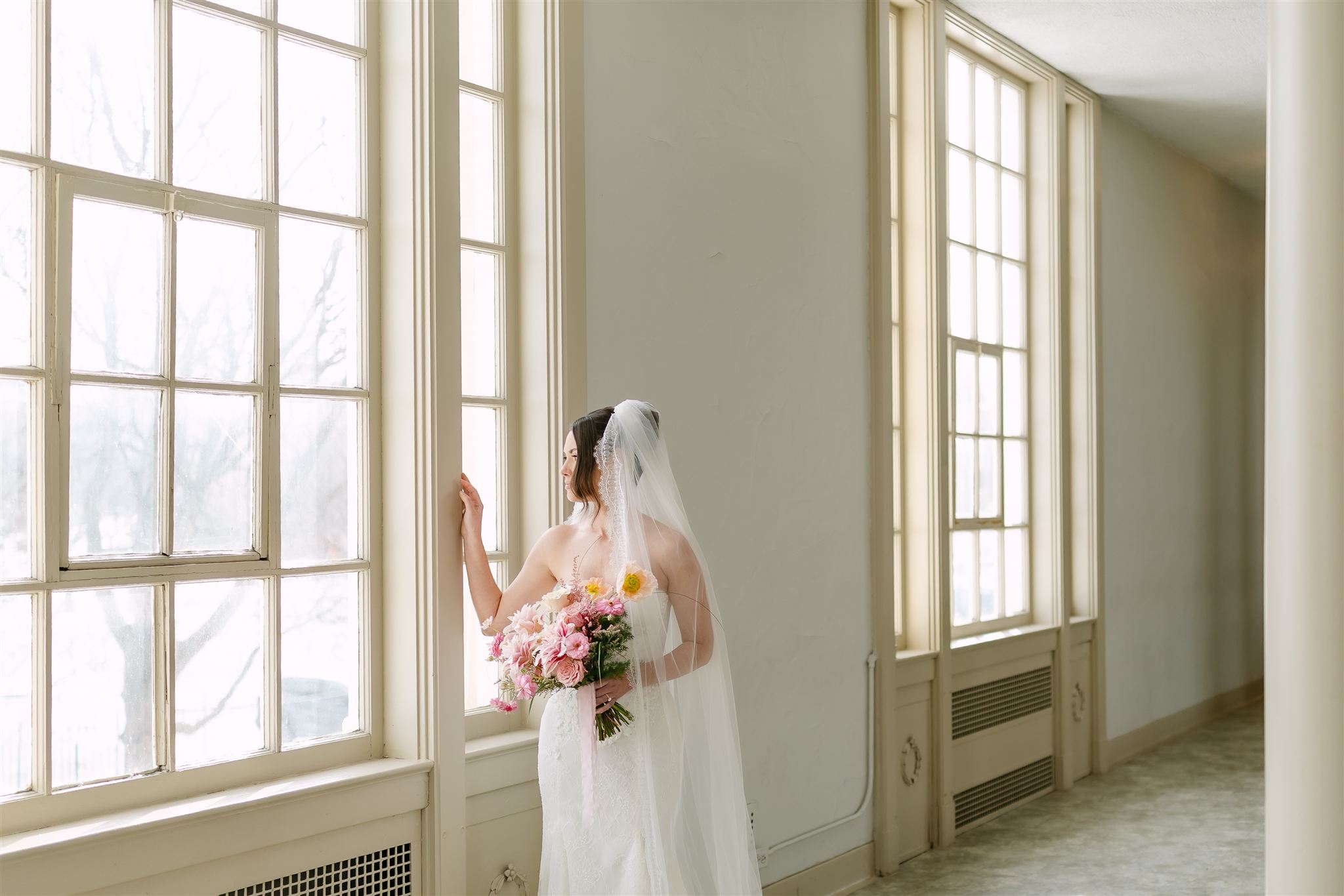 A Modern Editorial Inspired by Timeless Romance — photo 14