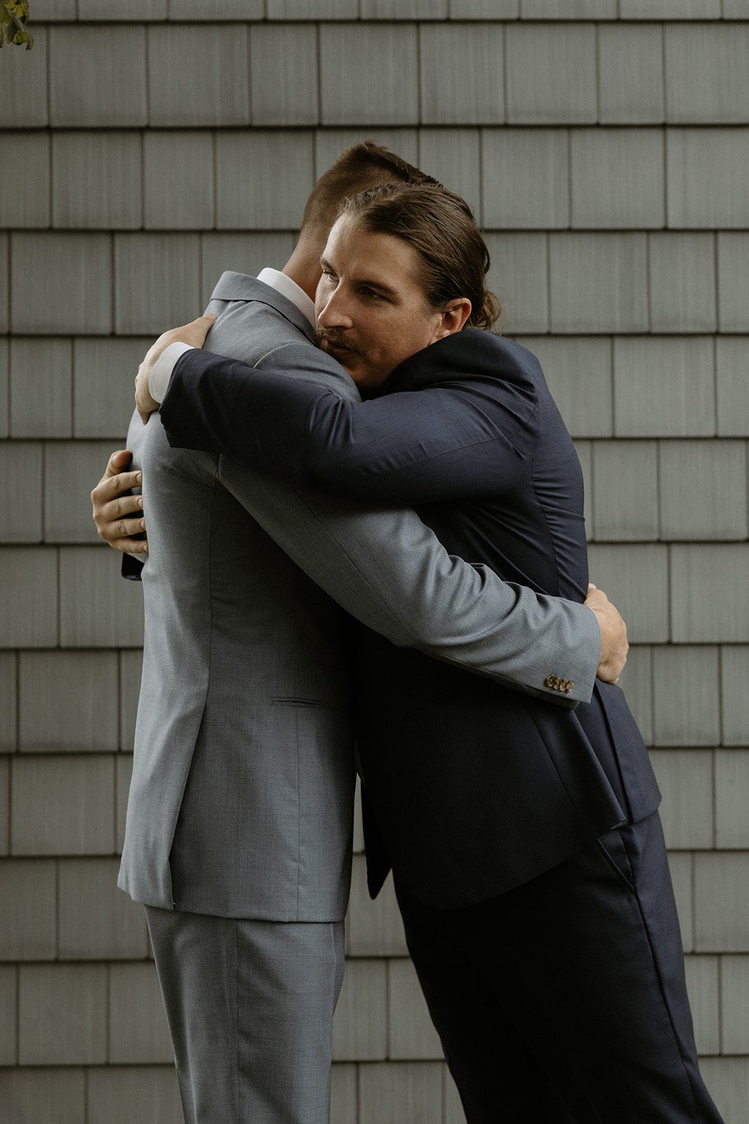 A Sentimental Wedding at Her Childhood Home — photo 17