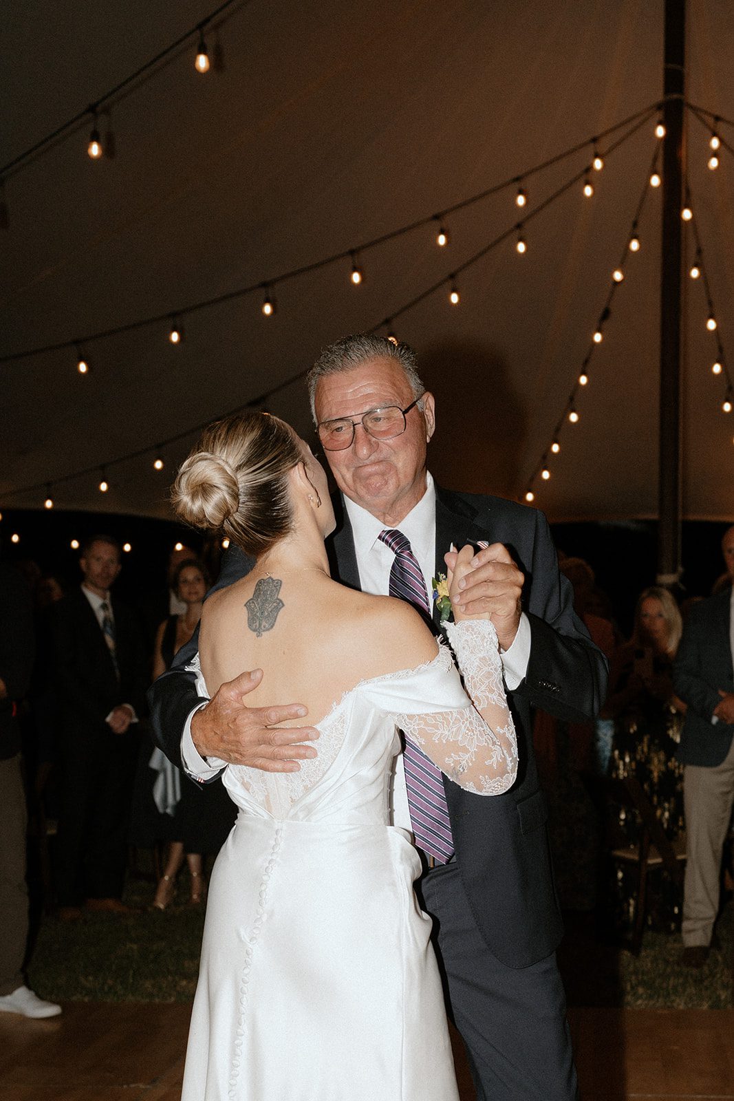 A Sentimental Wedding at Her Childhood Home — photo 26