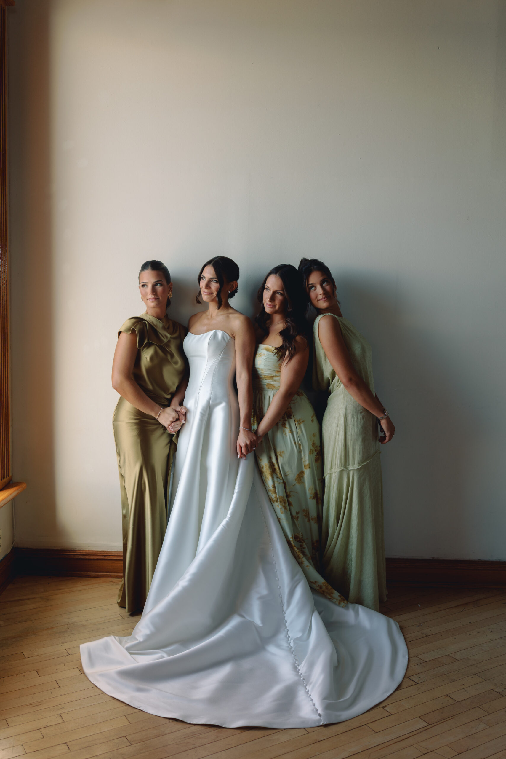 Liberty Warehouse Wedding in Brooklyn — photo 15