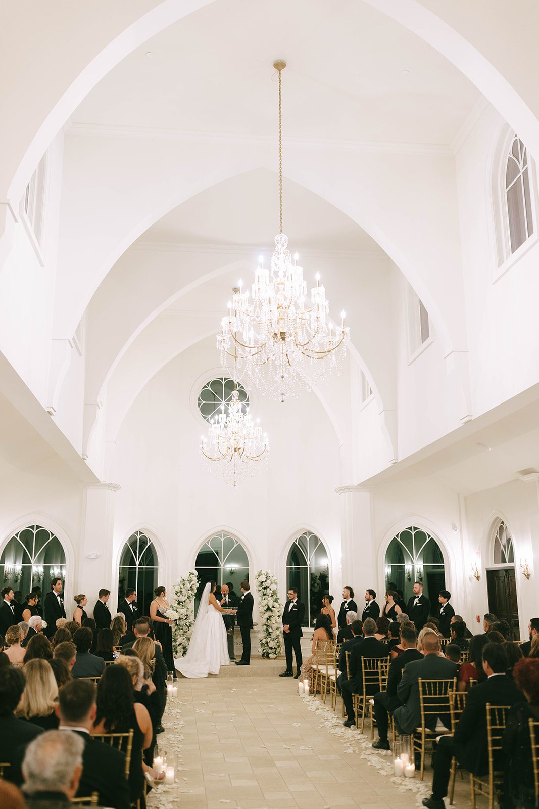 Italian-Inspired Wedding at Nanina's in the Park — photo 19