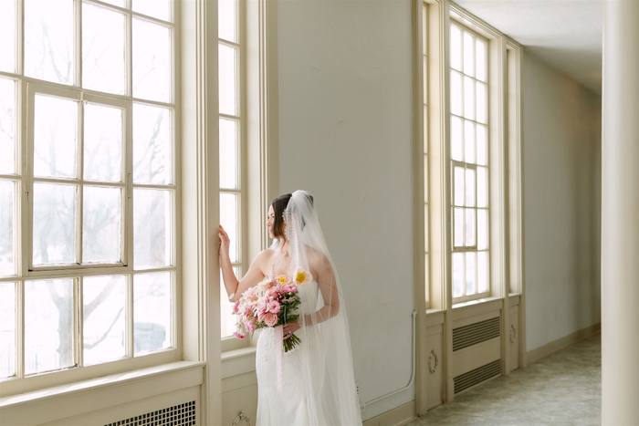 A Modern Editorial Inspired by Timeless Romance — photo 14