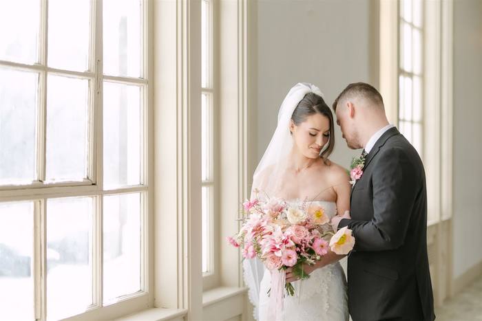 A Modern Editorial Inspired by Timeless Romance — photo 22