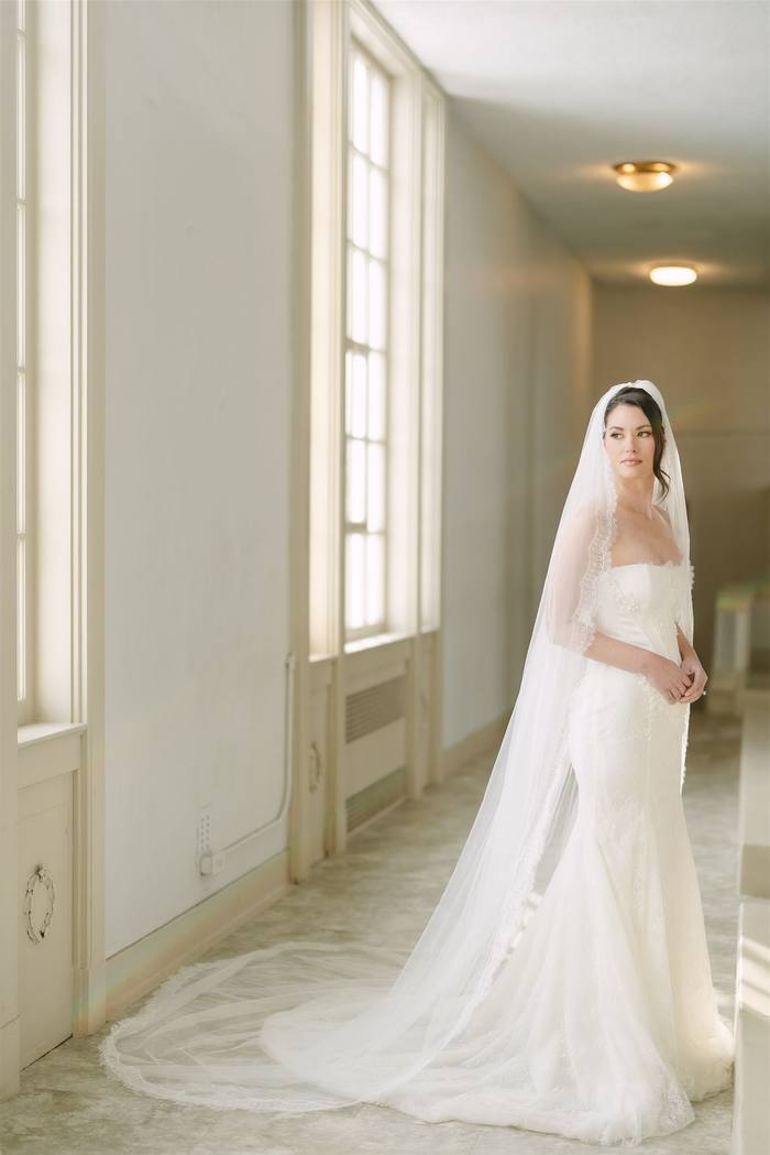 A Modern Editorial Inspired by Timeless Romance — photo 11