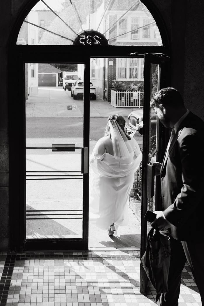 5 of Our Favorite NYC Wedding Photographers — photo 15