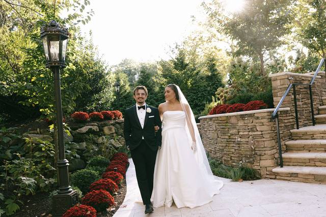 Italian-Inspired Wedding at Nanina's in the Park